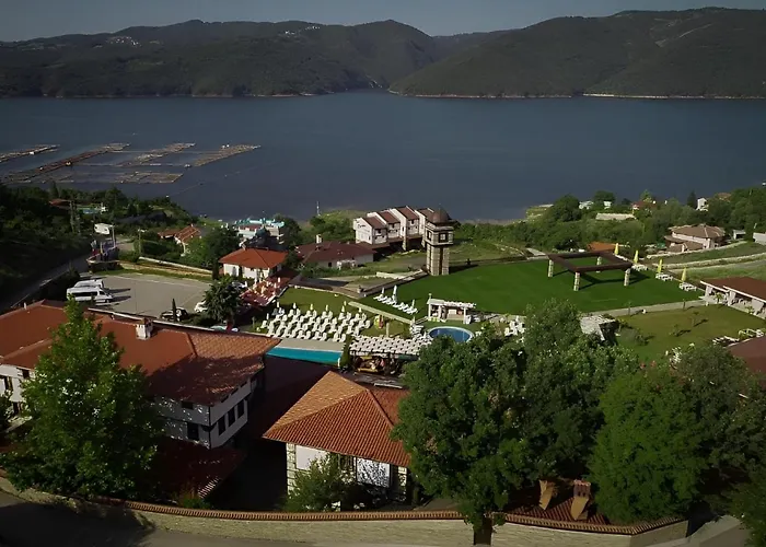 Hotel Deluxe House Glavatarski